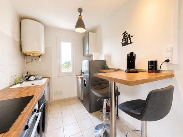 Appartement
         3 pièces
        - 60 m² Exclusivité 95 000 € *