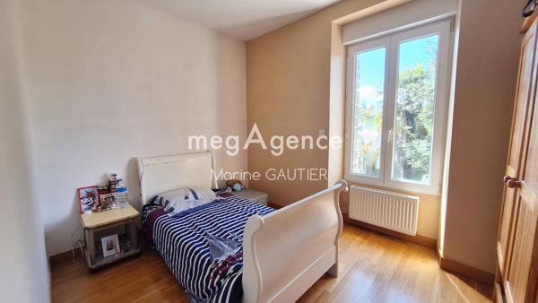 Maison à SAINT-MELOIR-DES-ONDES, 35350 - 9 pièces 200m²