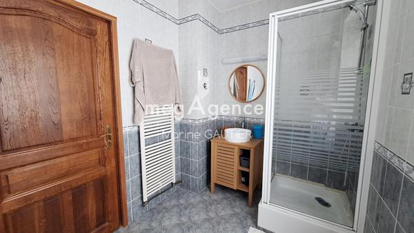 Maison à SAINT-MELOIR-DES-ONDES, 35350 - 9 pièces 200m²