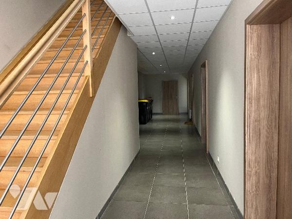 Immeuble de rapport (bureaux et entrepôts)