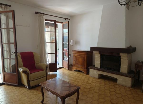 Vends villa dans quartier calme proche centre ville