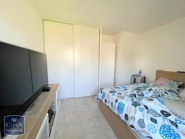Appartement à louer 3 pièces 65.85m² Avignon (84140)