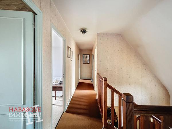 MAISON LANDERNEAU GORRE BEUZIT, 5 chambres 7 pièces , Landerneau