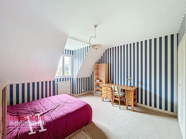 MAISON LANDERNEAU GORRE BEUZIT, 5 chambres 7 pièces , Landerneau