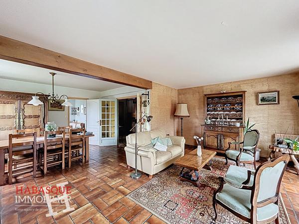 MAISON LANDERNEAU GORRE BEUZIT, 5 chambres 7 pièces , Landerneau