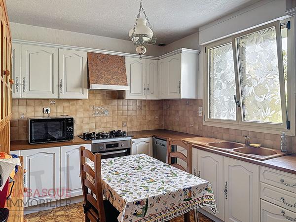 Charmante Maison à Vendre à Landerneau - Idéale pour votre Famille ! , Landerneau