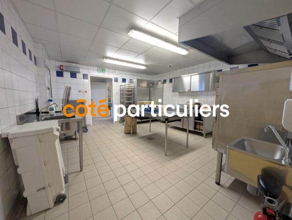 Vente Local commercial378 m² - LUC LA PRIMAUBE (12450)