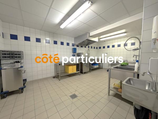 Vente Local commercial378 m² - LUC LA PRIMAUBE (12450)