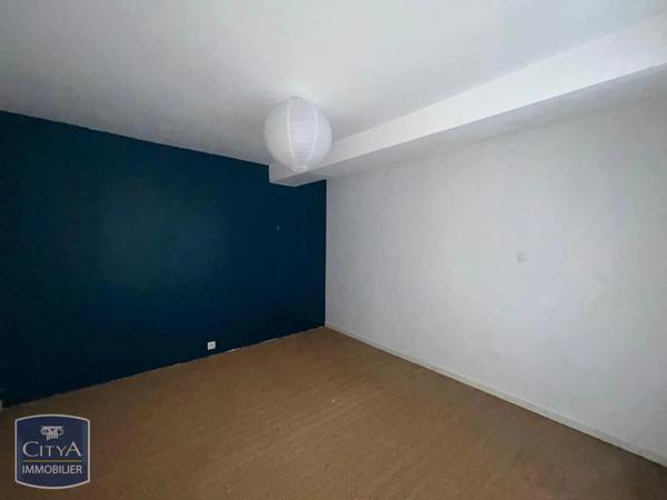 Appartement à louer 2 pièces 62.36m² Chartres (28000)