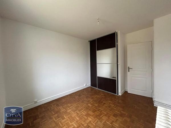 Appartement à louer 3 pièces 68.21m² Bourges (18000)