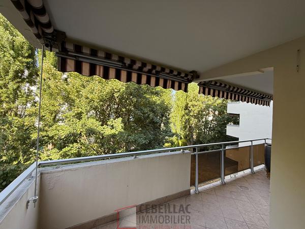 T4 - TERRASSE, GARAGE, CAVE ET PARKING