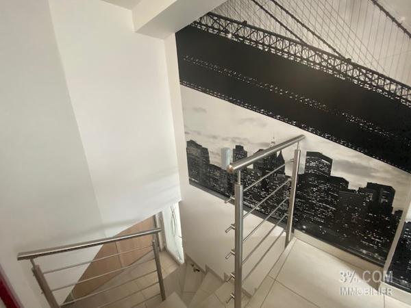 3%.COM Duplex avec un jardin et garage  Hochfelden (67270)