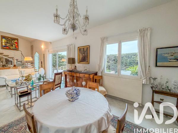Maison à vendre 6 pièces 235 m² Saint-Raphaël