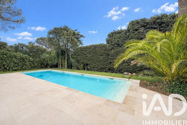 Maison à vendre 6 pièces 235 m² Saint-Raphaël