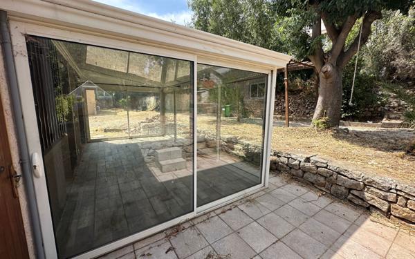 Maison à vendre    5 pièces • 80 m2 Toulon
