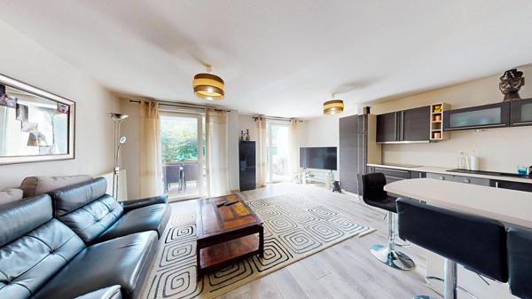 Calme et centre de Maxilly