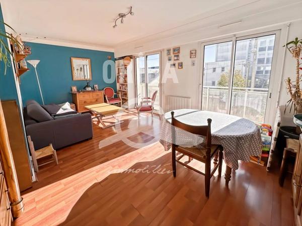 SAINT-DONATIEN – T3 traversant avec balcon, parking et cave