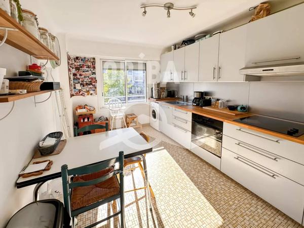 SAINT-DONATIEN – T3 traversant avec balcon, parking et cave