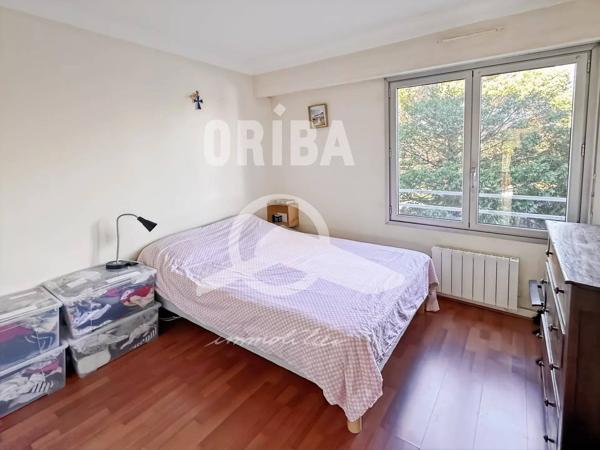 SAINT-DONATIEN – T3 traversant avec balcon, parking et cave
