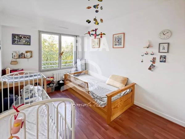SAINT-DONATIEN – T3 traversant avec balcon, parking et cave