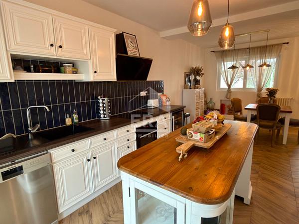 Maison Caen 6 pièce(s) 115 m2