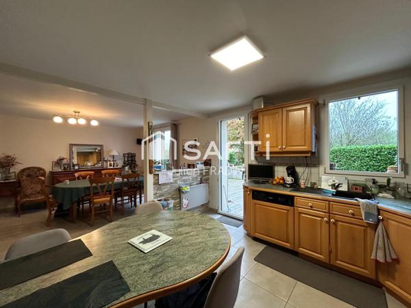 Maison 3 chambres + bureau + sous-sol complet