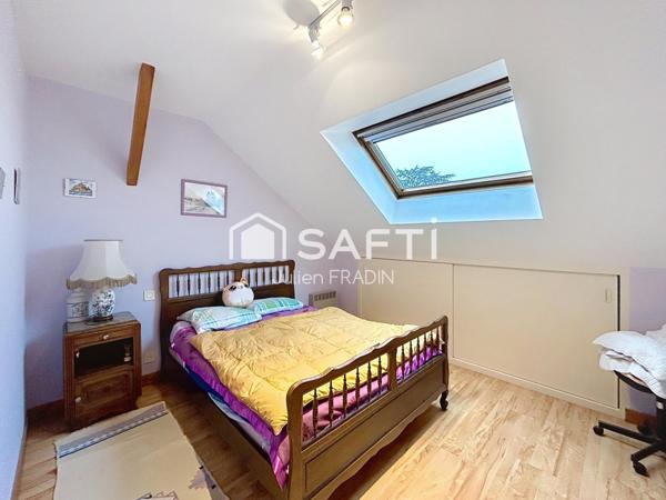 Maison 3 chambres + bureau + sous-sol complet