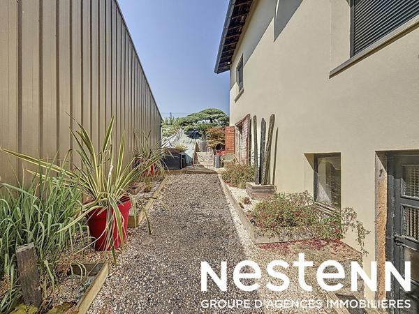 À VENDRE À FUISSÉ (71960) ? MAISON EN PIERRE RÉNOVÉE AVEC HANGAR DE 200 M²