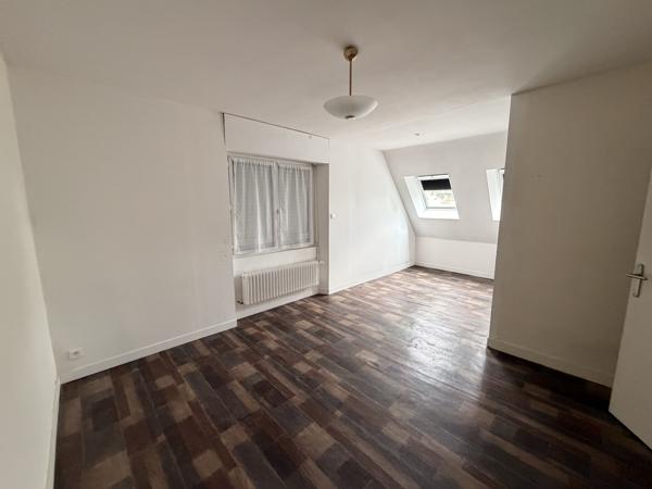 Maison familiale de 198 m² avec sous-sol et terrain de 1 500 m² – Arradon, Golfe du Morbihan