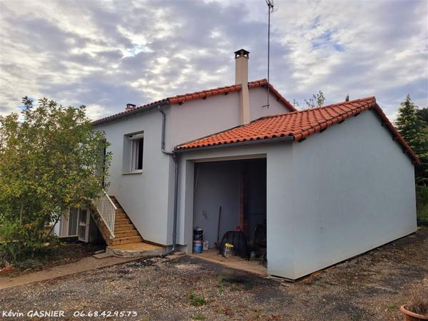 CHASSENEUIL (16260) : Maison de 115m2 habitable avec piscine