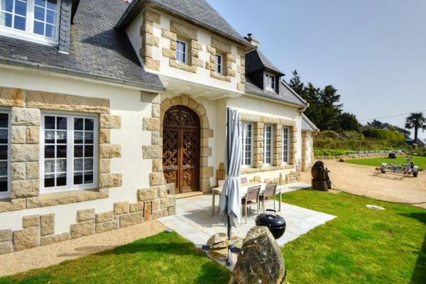 Maison à Buguéles-Penvenan, 4 chambres,136 m2, à 200 m de la plage