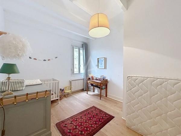 Maison en pierres rénovée avec proximité sur le port