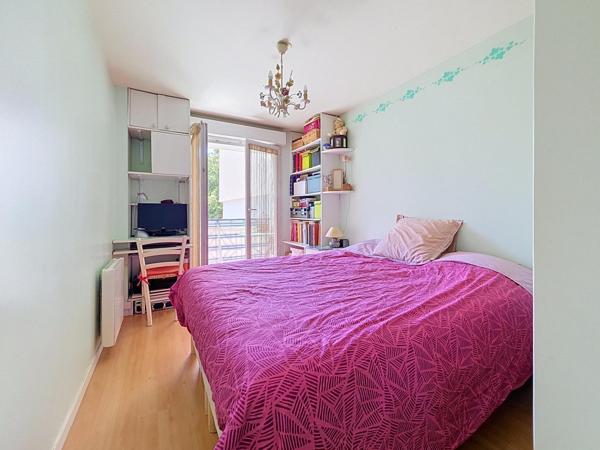 APPARTEMENT FAMILIAL 3 CHAMBRES TERRASSE PARKING