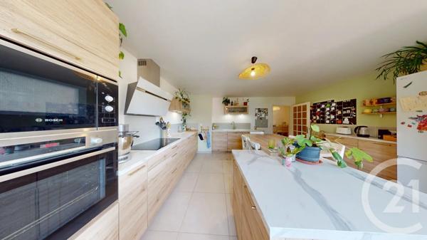 Maison à vendre  8 pièces - 195 m 2   JOUGNE  - 25