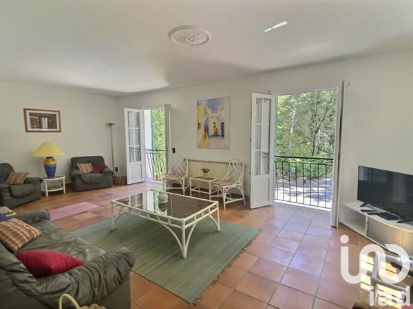 Maison à vendre 10 pièces 220 m² La Cadière-d'Azur