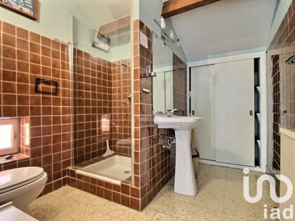 Maison à vendre 10 pièces 220 m² La Cadière-d'Azur