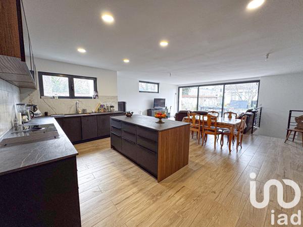 Maison à vendre 5 pièces 205 m² Saint-Maur-des-Fossés