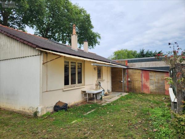 Maison à vendre à La Flèche dans la Sarthe (72200), ref : 1212