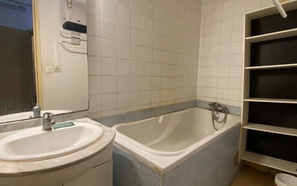 Appartement à vendre    10 pièces •  Orthez