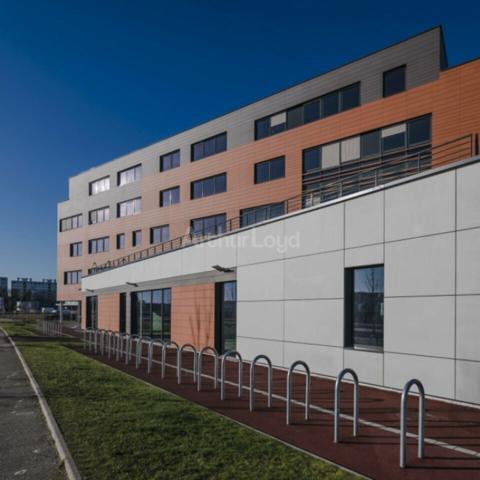 BUREAUX à LOUER de 845 m²