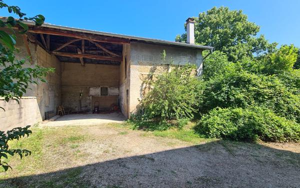 Maison à vendre    6 pièces • 180,69 m2 Grièges