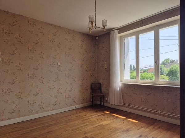 Maison 3 chambres à Aigre