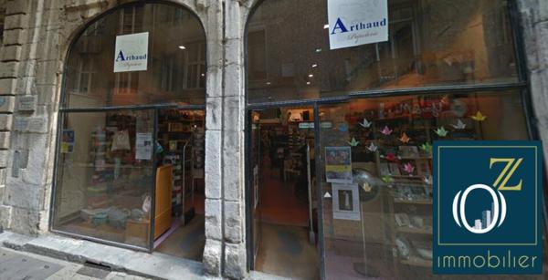 OZ IMMOBILIER – LOCAL COMMERCIAL de 209.8m² à GRENOBLE