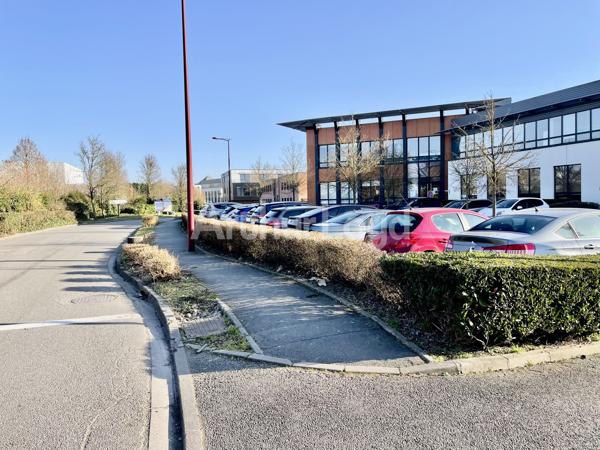 Bureaux à louer Marcq-en-Baroeul espaces rénovés lumineux et parking privé