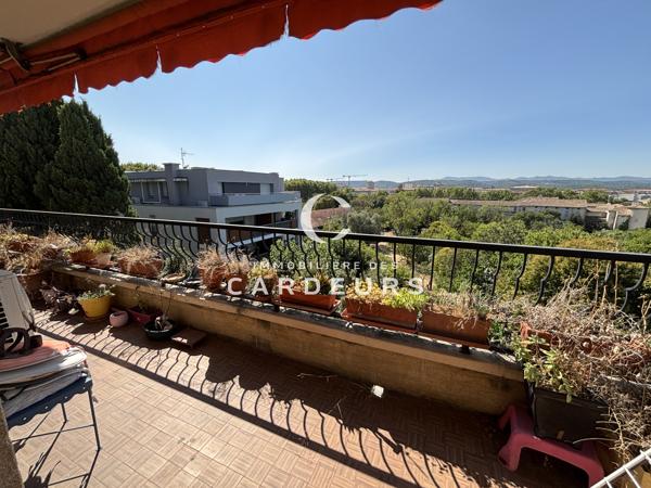 Appartement
                                                                                                                                                                                                                                                                                                                        5 pièce(s)                                                                                                                                                                                                          3 chambre(s)                                                                                                                                                                                                          130  m²