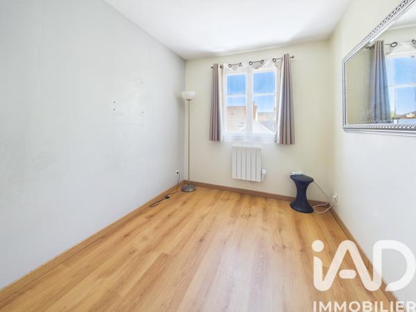 Maison à vendre 5 pièces 97 m² Lieusaint