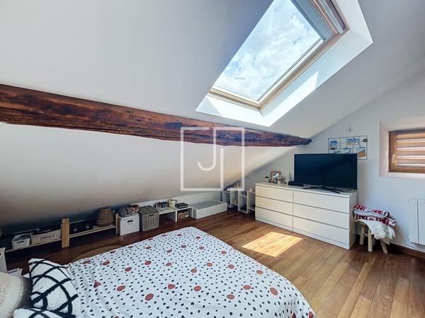 Duplex atypique de caractère de 123 m² avec mezzanine et vue panoramique sur la vallée de l’Ubaye Détails des diagnostics énergétiques