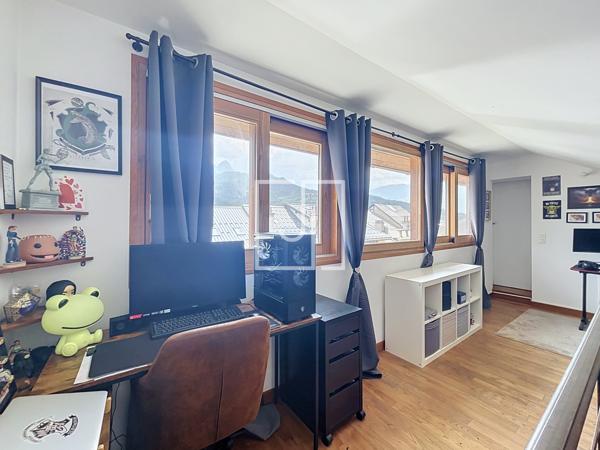 Duplex atypique de caractère de 123 m² avec mezzanine et vue panoramique sur la vallée de l’Ubaye Détails des diagnostics énergétiques