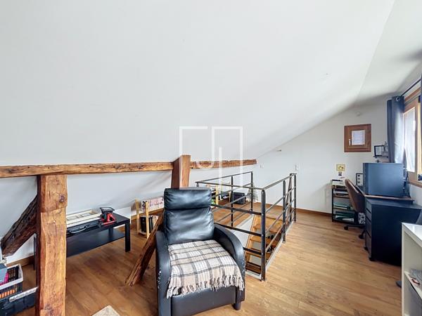 Duplex atypique de caractère de 123 m² avec mezzanine et vue panoramique sur la vallée de l’Ubaye Détails des diagnostics énergétiques