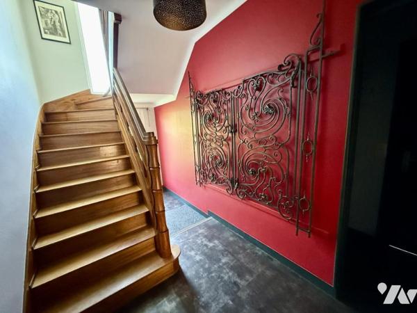 Maison avec 2 appartements et 4 chambres supplémentaires